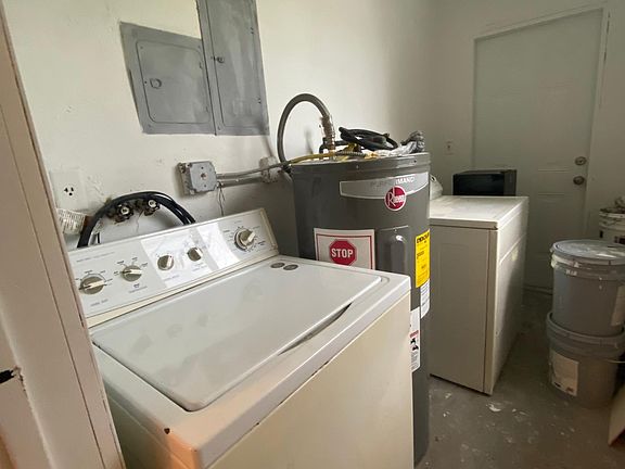 5th image of 2406 NW 67th St #2/1