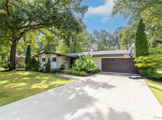 20186 Hcl Jackson, Grosse Ile, MI 48138