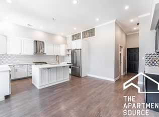 1131 W Madison St APT 2F, Chicago, IL 60607