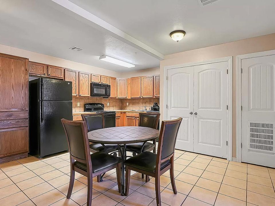 Ozark Apartments 501 E Washington Ave Sayre OK Zillow