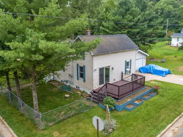 306 W Elm St, Glenwood City, WI 54013
