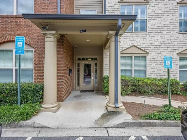 4805 W Village Way SE APT 2104, Smyrna, GA 30080