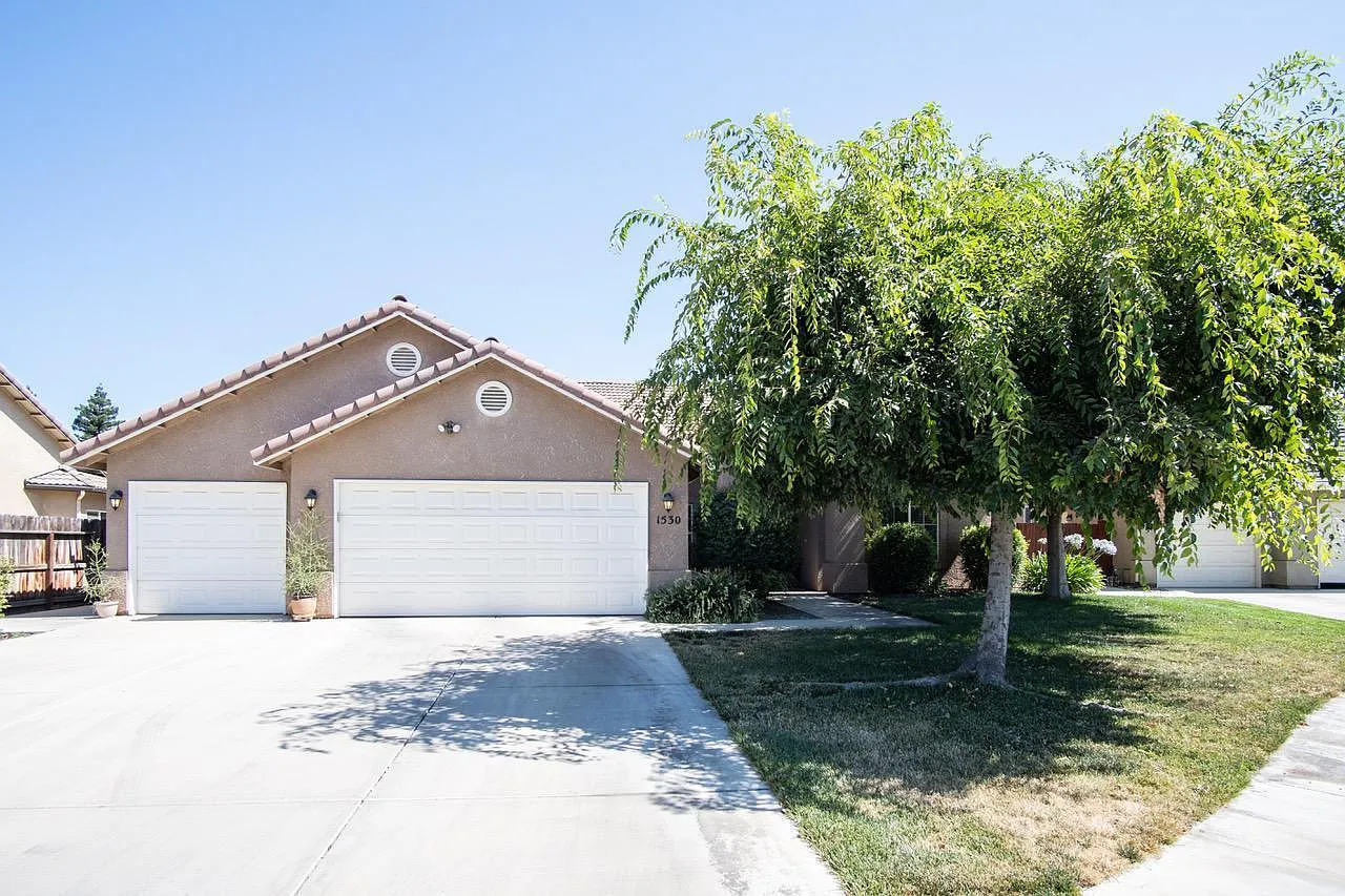 1530 San Lucia Avenue photo 1