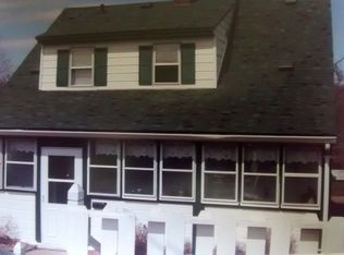 1323 Woodland Ave, Eau Claire, WI 54701