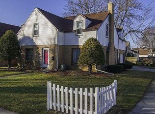 1602 S 15th St, Manitowoc, WI 54220