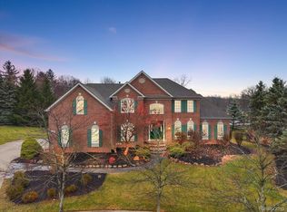 26566 Anchorage Ct, Novi, MI 48374