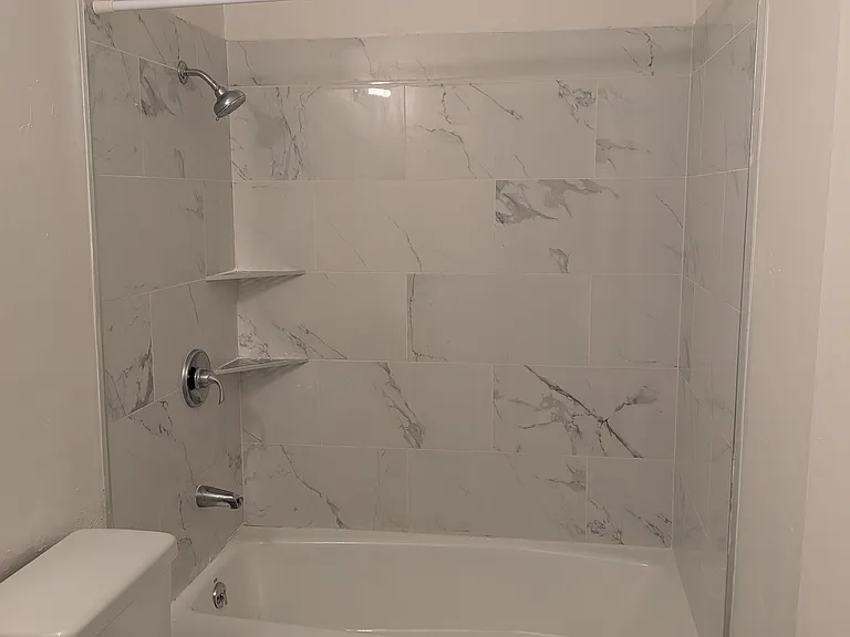 2601 Hampton Ln — Photo 11