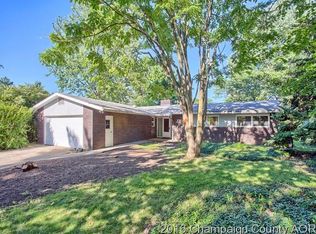 2010 Silver Ct E, Urbana, IL