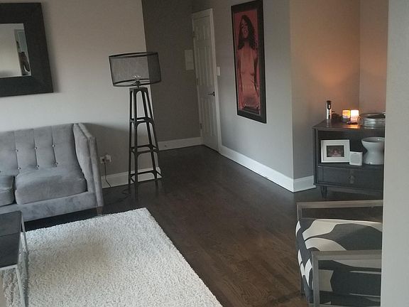 2nd image of 2708 W Lunt Ave APT 305