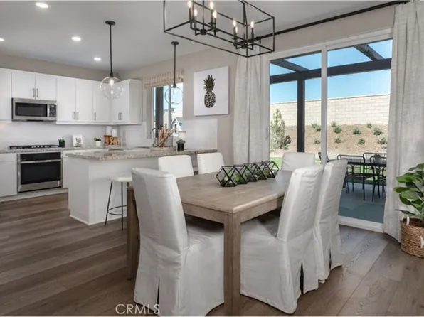 2417 Crowley Dr, Rialto, CA 92377