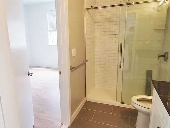 5th image of 507 S 8th St APT 302