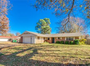 717 Carlton St, Springdale, AR 72762