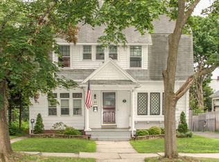 37 Westernview St, Springfield, MA 01108