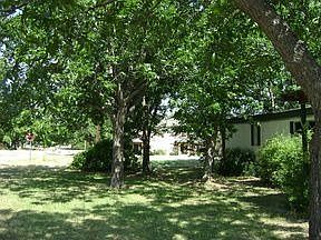 5th image of 301 W Avenue F