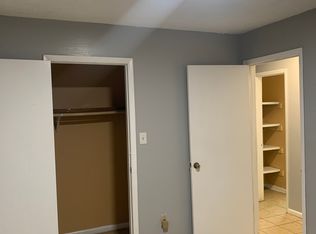 6449 Rockford Dr, Fayetteville, NC 28304
