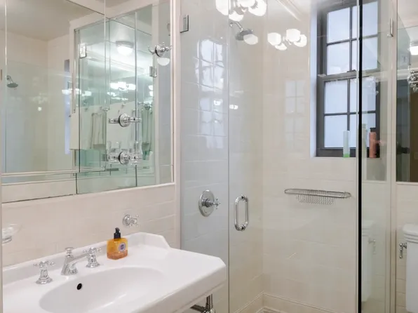 1220 Park Avenue 9A image 14 of 14