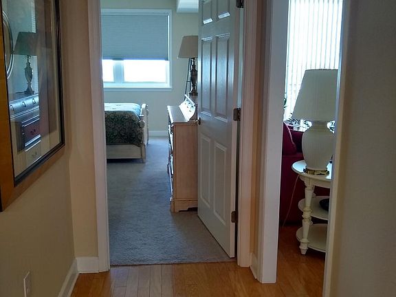 5th image of 750 N Tamiami Trl Unit 1016