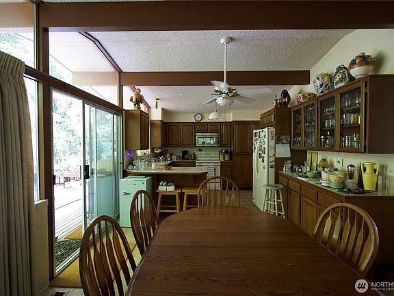 5th image of 15440 SE May Valley Road