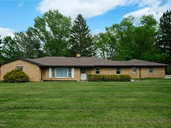 8963 Abbey Rd, North Royalton, OH 44133