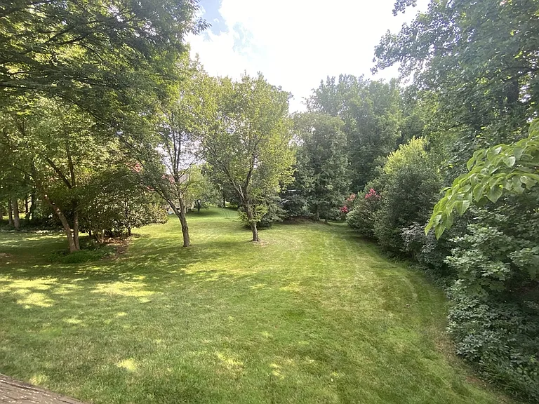 10012 Galahad Ct — Photo 10