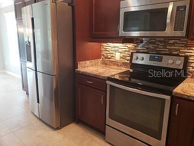 3rd image of 964 Eubanks Ln