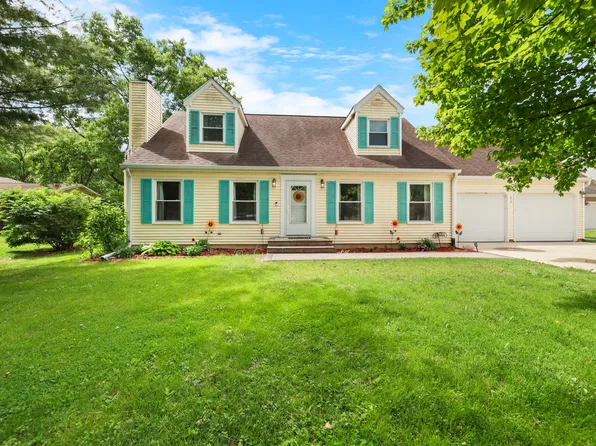 214 Christy St, Seneca, IL 61360