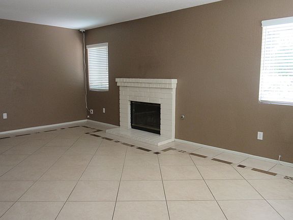 5th image of 3010 Amber Dr