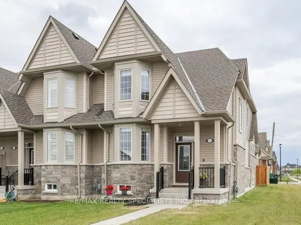 230 Farley Rd #4, Centre Wellington, ON N1M 0E9
