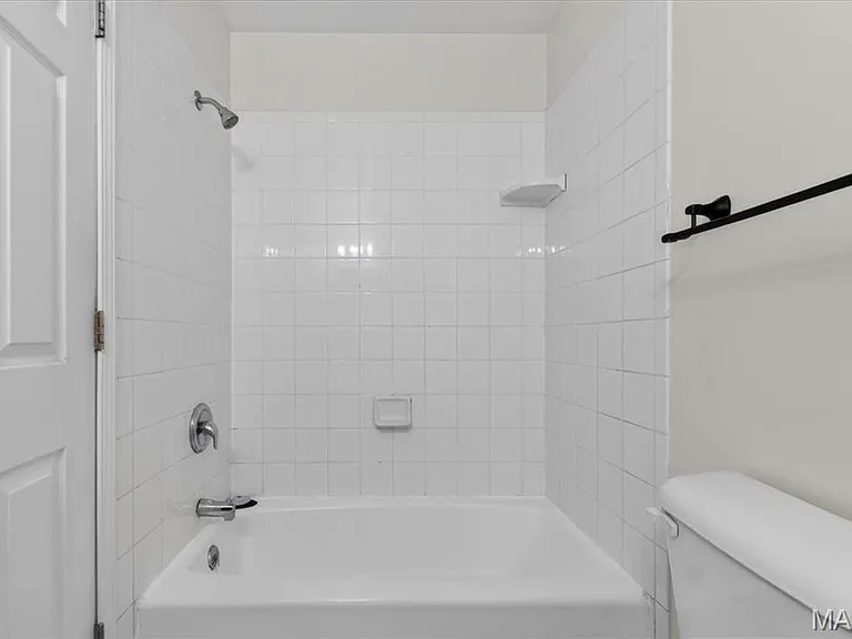 11 Bayside Ct #11 — Photo 19