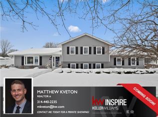 911 N Prairie St, Batavia, IL