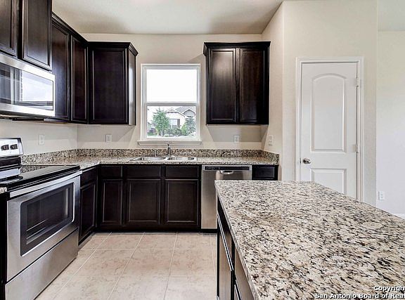 3rd image of 6332 Juniper Way