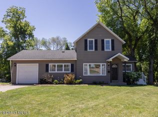 1002 Mount Faith Ave, Fergus Falls, MN 56537