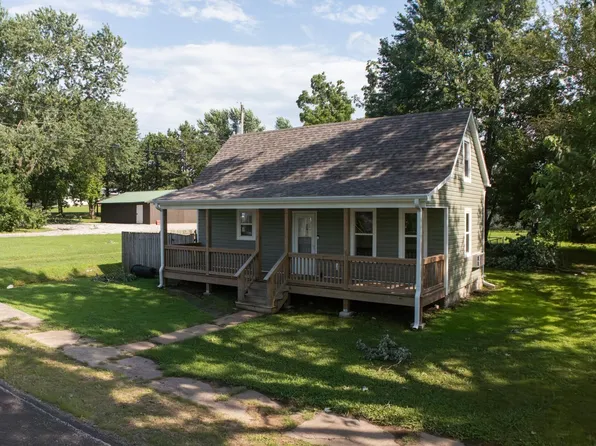 302 E 1st St, Lincoln, MO 65338