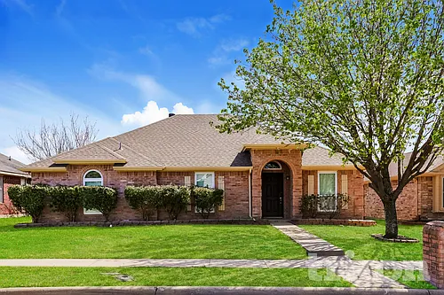 112 Clover Leaf Ln Photo 1