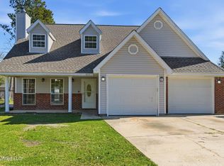 3428 N 9th St, Ocean Springs, MS 39564