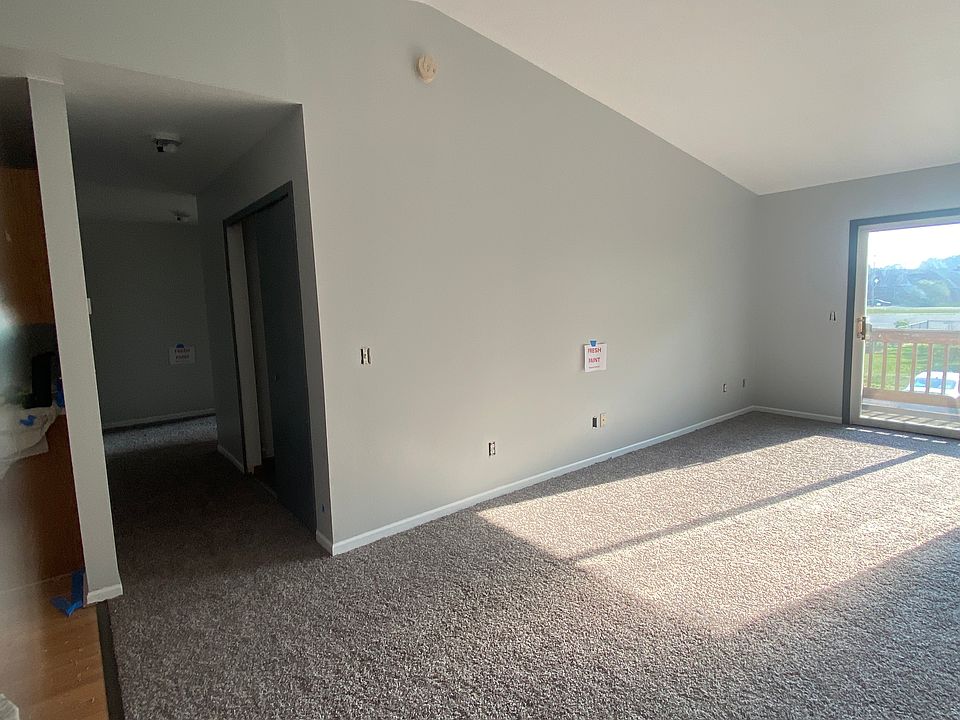 This is the Current apartment with new paint and carpet to see color and style