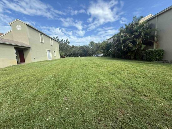 2527 SE Ruskin Drive, Port Saint Lucie, FL 34952