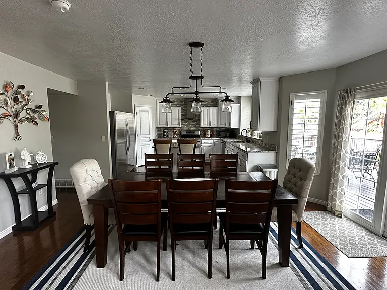 1942 N 1350 W — Photo 17