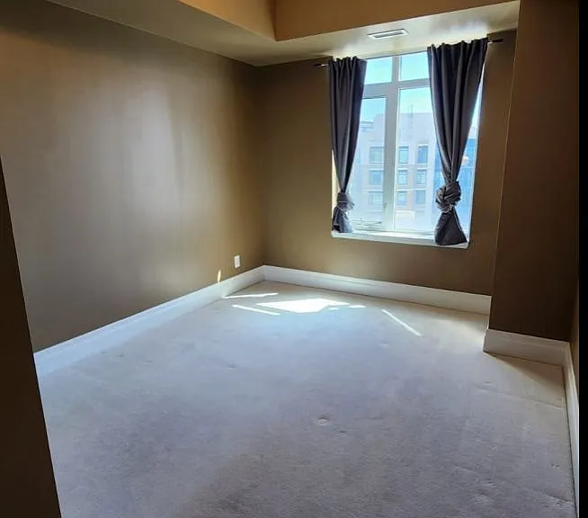 151 Upper Duke Cres #1008 — Photo 7