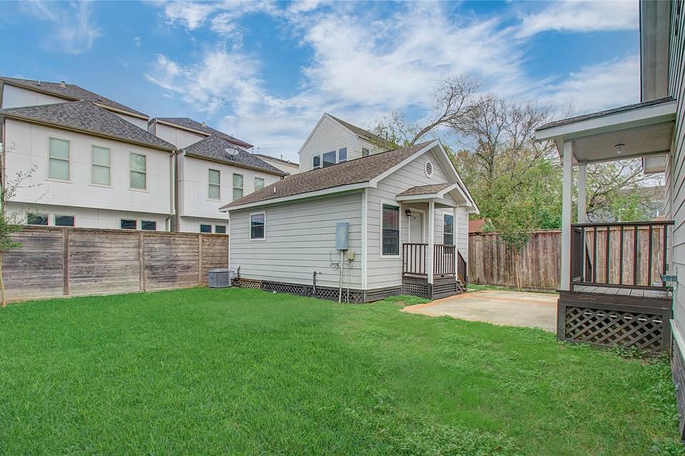 1st image of 5244 Petty St #B