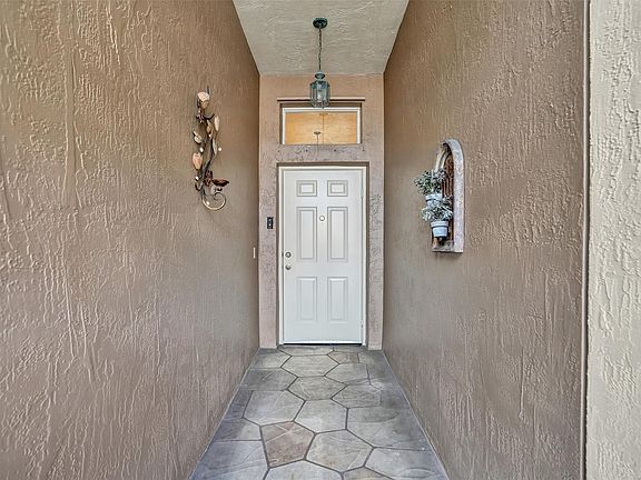 5th image of 10116 Lombardy Drive #10116