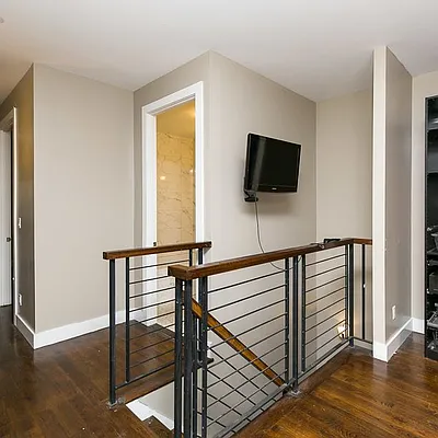 Rented by Nooklyn NYC LLC | media 27