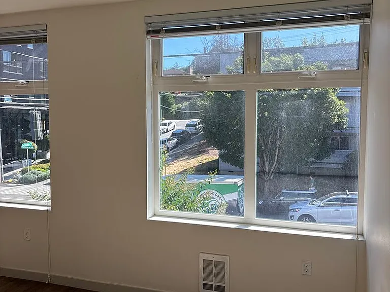 4801 Fauntleroy Apartments — Photo 28