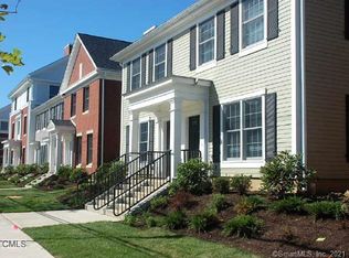 36 Fairgate Dr #36, Stamford, CT 06902