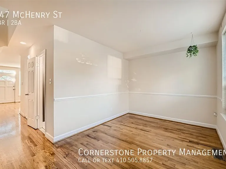 847 McHenry St — Photo 2