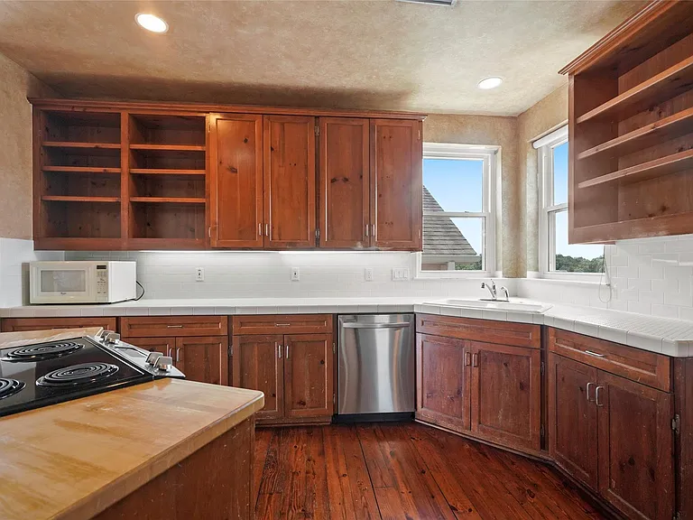 1514 Stanford St — Photo 17