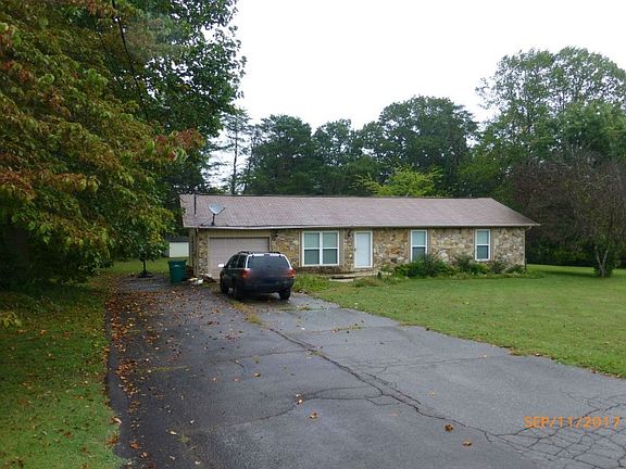 3rd image of 2161 Sentell Cir