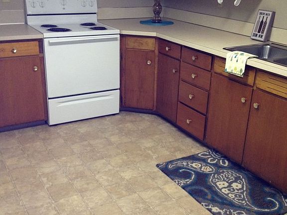 4th image of 107 E Fremont Ave APT 2