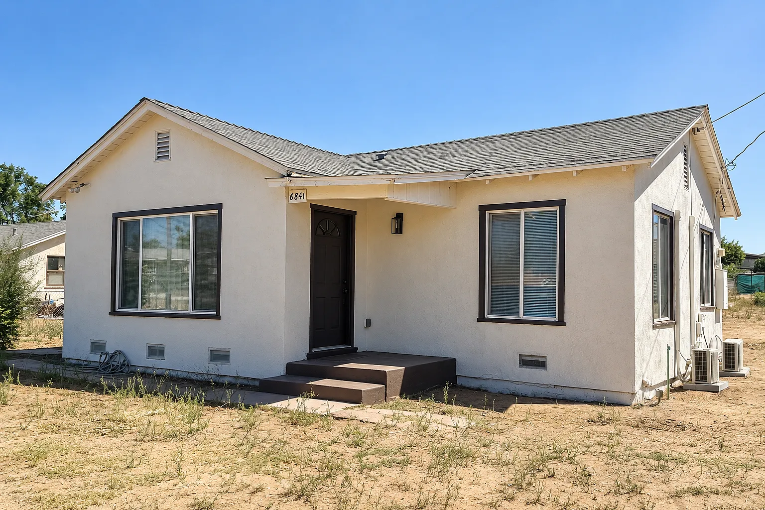 3 bed, 918 sqft, $2,900 — Photo 1