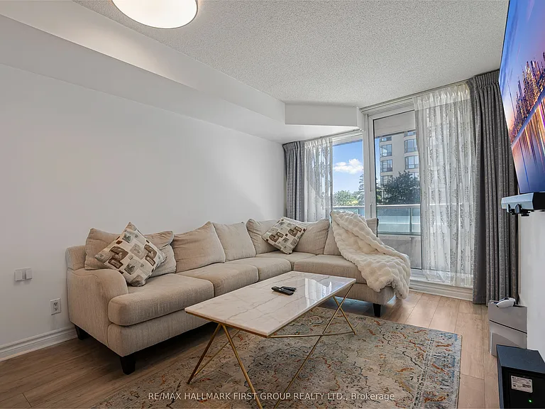 33 Elm Dr W #305 — Photo 11